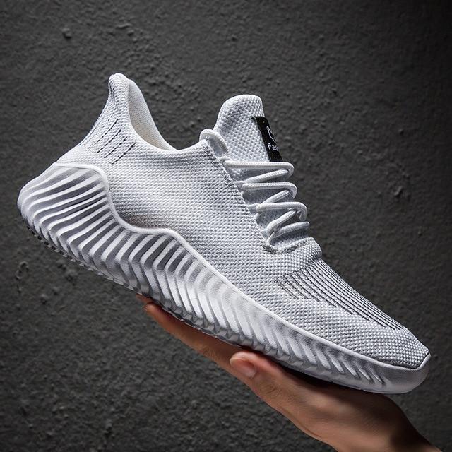 Breathable Lace-Up Lightweight Men's Sneakers